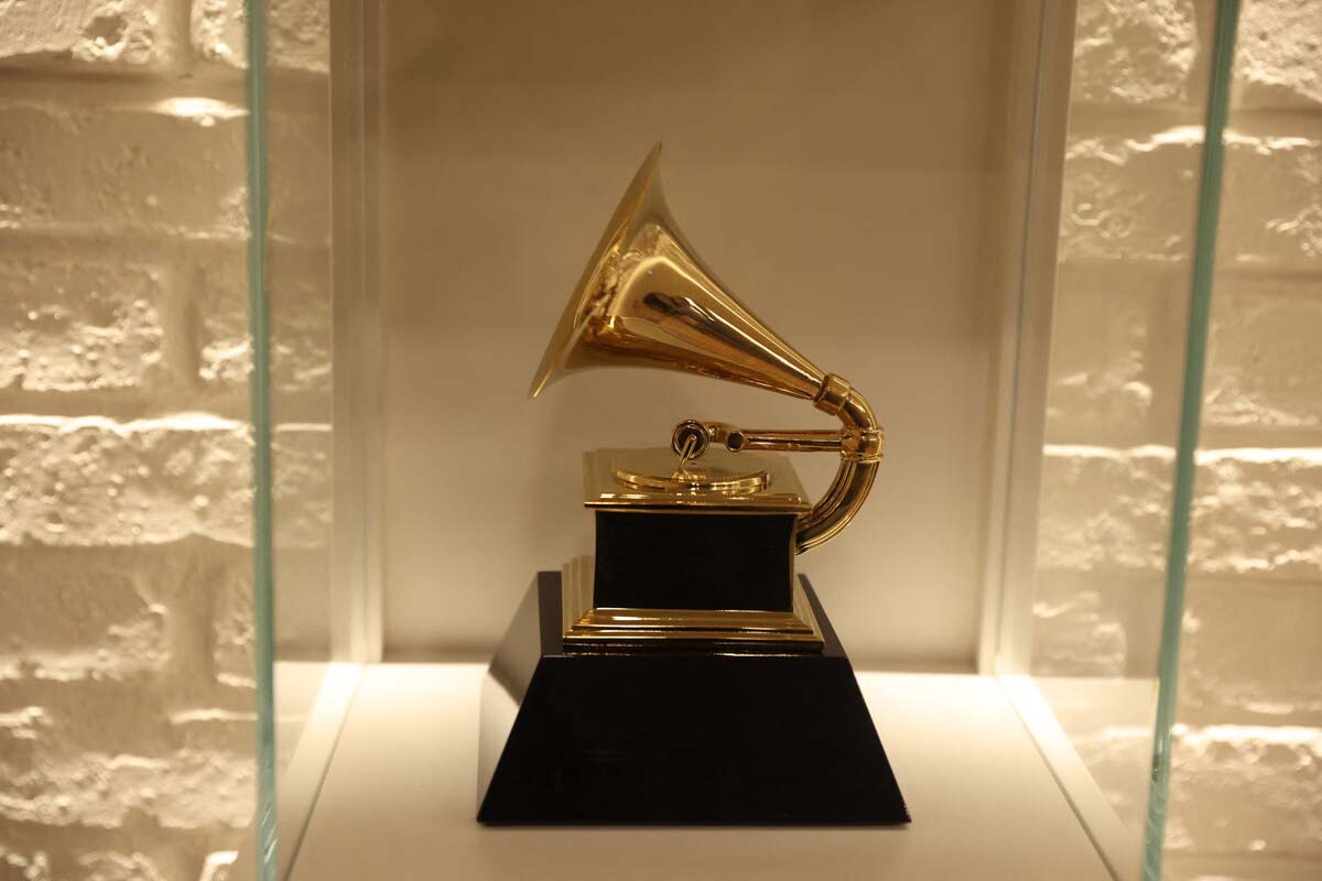 Bad Bunny Wins Album of Year for Debi Tirar Mas Fotos